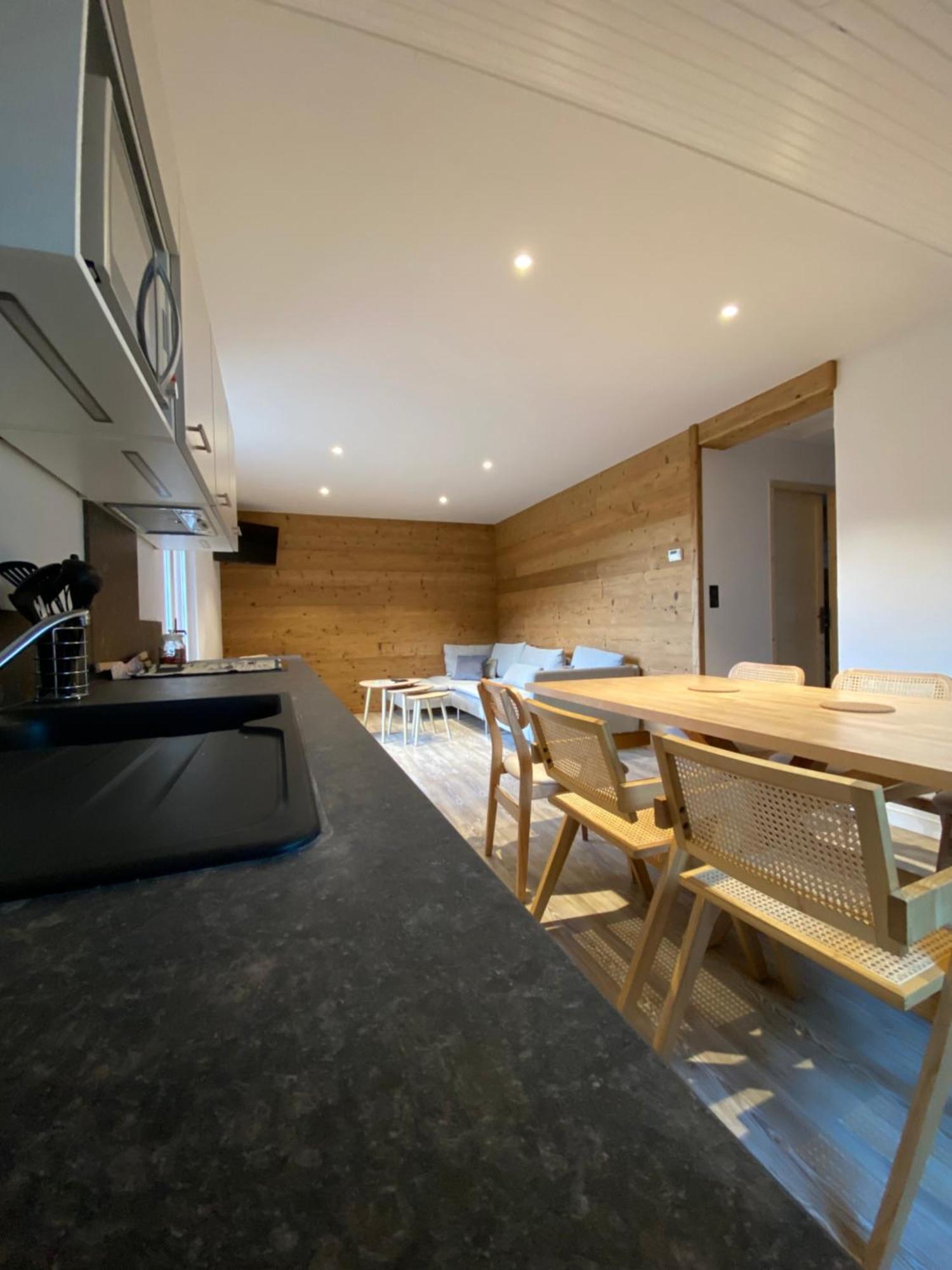 Le Chalet Des Sommets Арвию Екстериор снимка