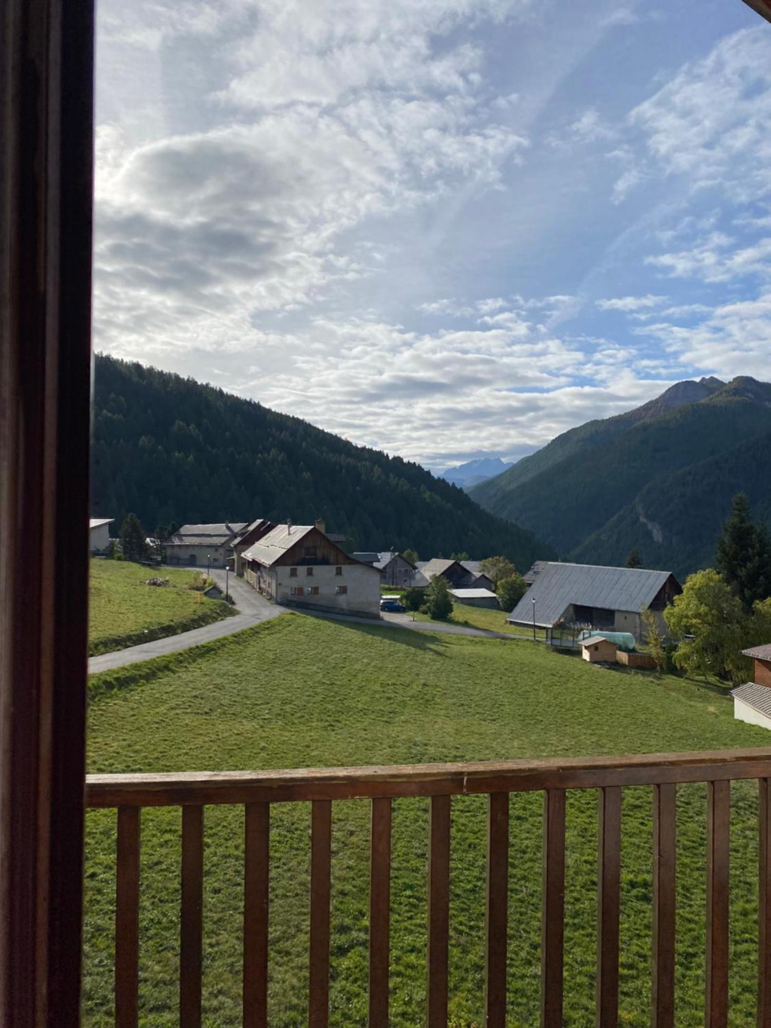 Le Chalet Des Sommets Арвию Екстериор снимка